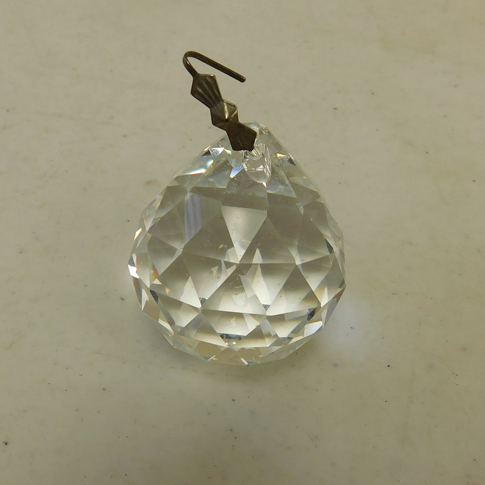 Faceted Balls – ChandelierParts